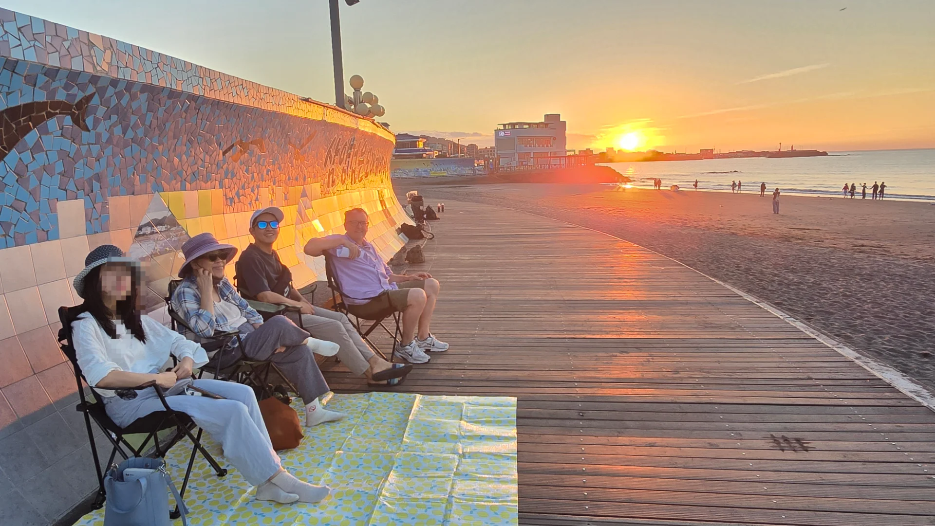 260911 Marine Therapy Program Monthly Earthing — September